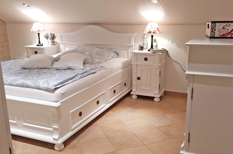 Das weiße Schlafzimmer