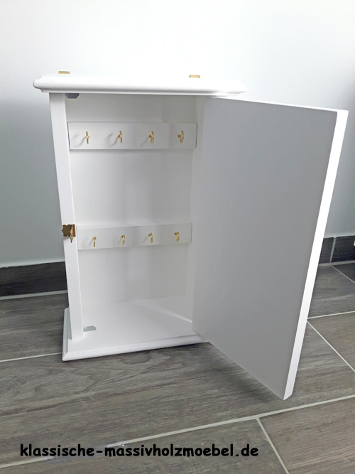 Weißer Schlüsselkasten aus Holz, Anfertigung nach Kundenwunsch Weißer Schlüsselkasten aus Holz, Anfertigung nach Kundenwunsch