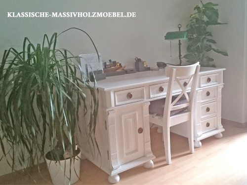 Schreibtisch Napoleon - Kunden-Foto Landhaus Schreibtisch Napoleon in Weiß - Kunden-Foto