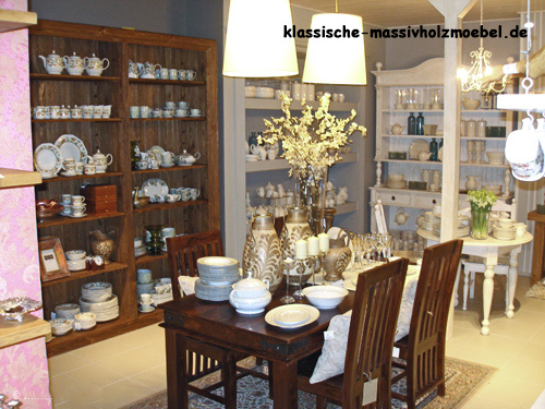 Ladeneinrichtung nach Maß aus Holz