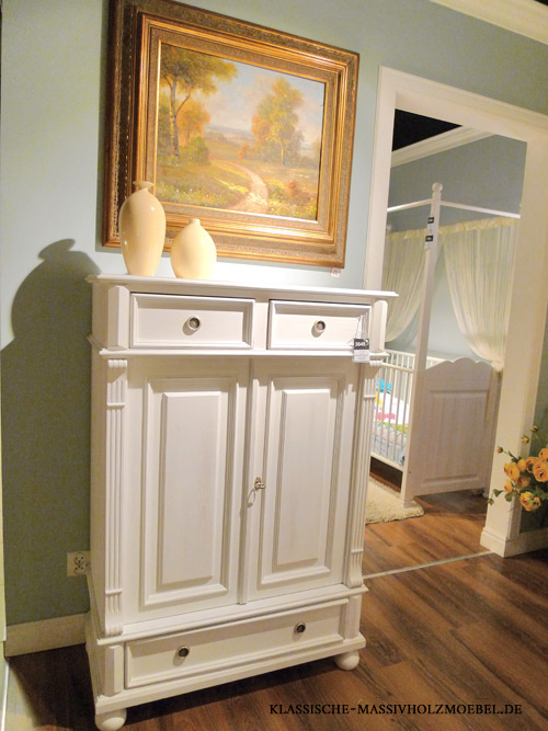 Landhaus Sideboard klein 2-türig 3 Schubladen Landhaus Sideboard klein 2-türig 3 Schubladen