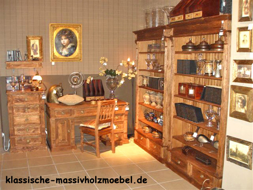 Möbel nach Maß in Antik hell. Regale mit geradem Abschluss