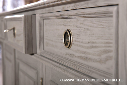 Sidebaord in Grau mit 3 Schubladen Sidebaord in Grau mit 3 Schubladen