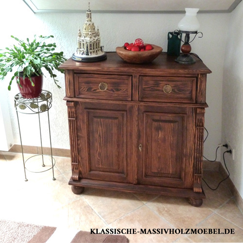 Landhaus Schrank 2-türig mit 2 Schubladen in Antik dunkel Landhaus Schrank 2-türig mit 2 Schubladen in Antik dunkel