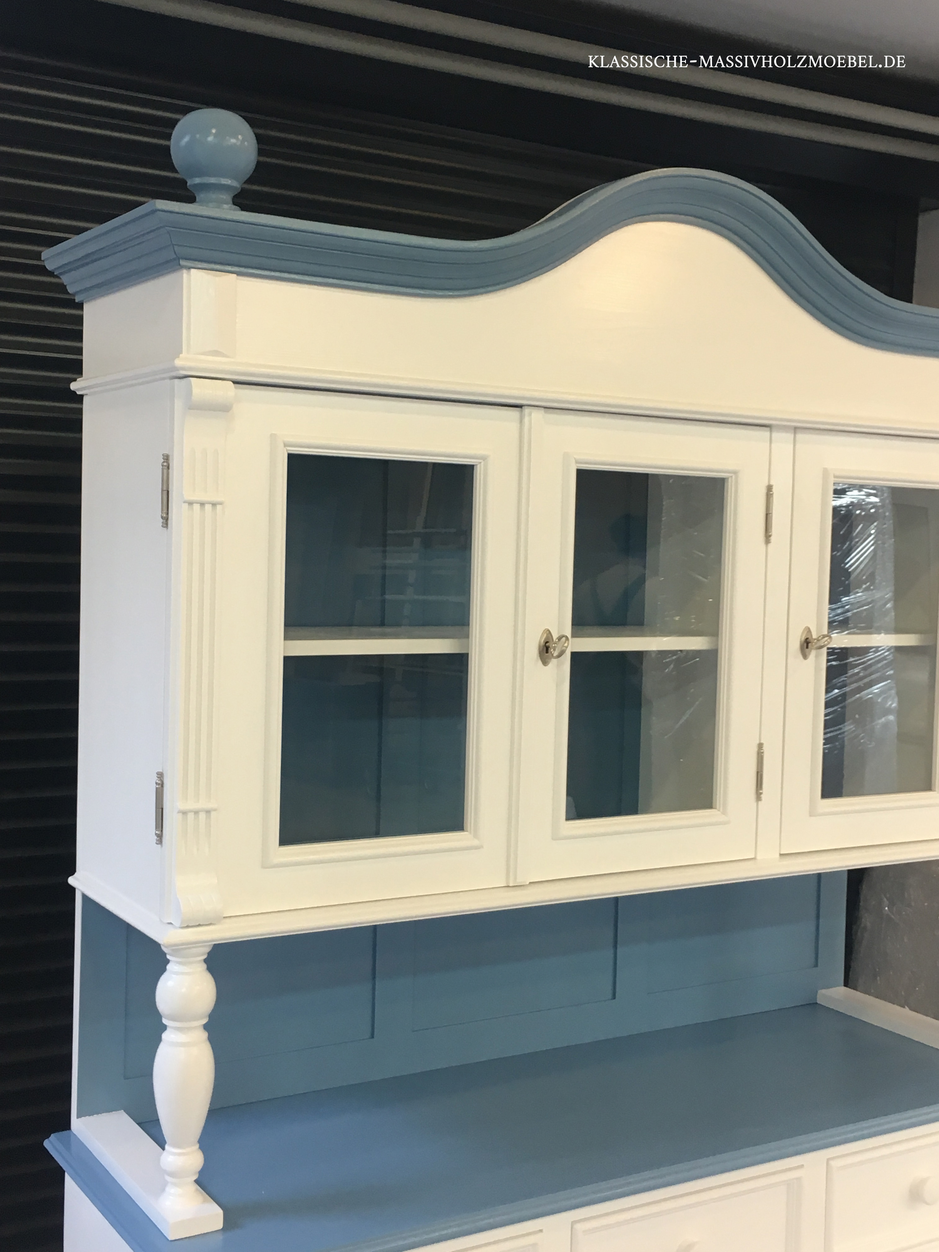 Landhaus Buffetschrank mit Aufsatz Landhaus Buffetschrank mit Aufsatz