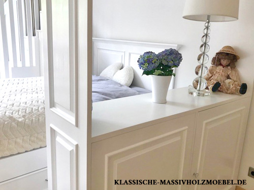 Unterbett 160x20 cm mit Schubladen, 2-türiger Schrank Unterbett 160x20 cm mit Schubladen, 2-türiger Schrank