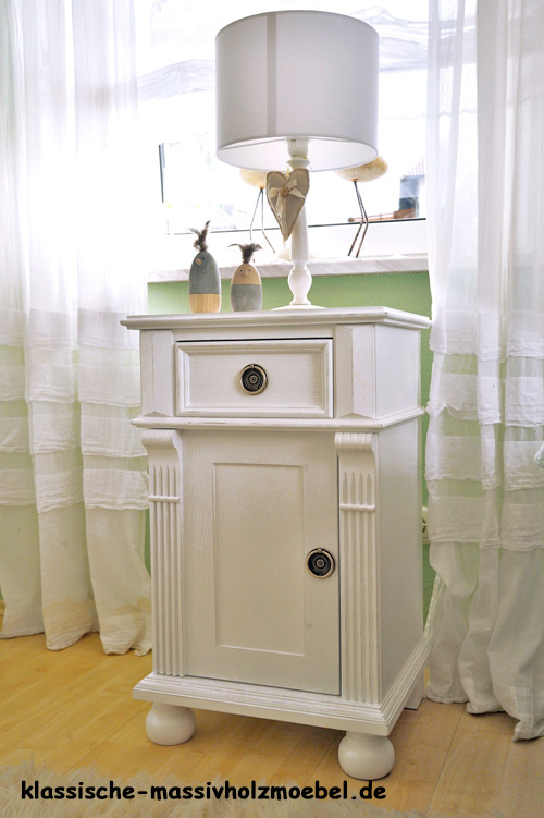 Nachttisch Napoleon mit Schubladen