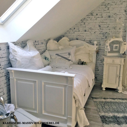 Einzelbett im Landhausstil in Weiß, Material: Kiefer massiv, Möbel aus Polen Landhausbett in Weiß