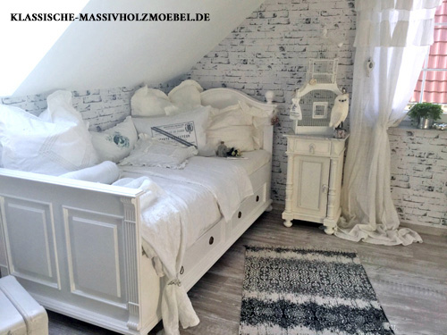 Landhausbetten in Weiß aus massiver Kiefer, Betten aus Polen Landhausbetten in Weiß aus Massivholz Kiefer