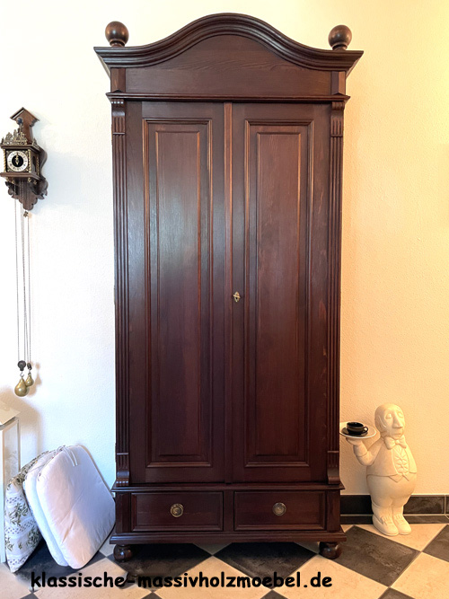 Garderobe im Kolonialstil